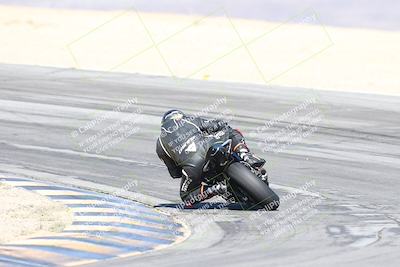 media/Nov-02-2025-CVMA (Sun) [[337aff29ab]]/Race 5-Amateur Formula Middleweight/